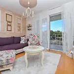 Appartement Daninovica Ii *