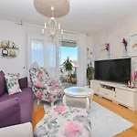 Appartement Daninovica Ii