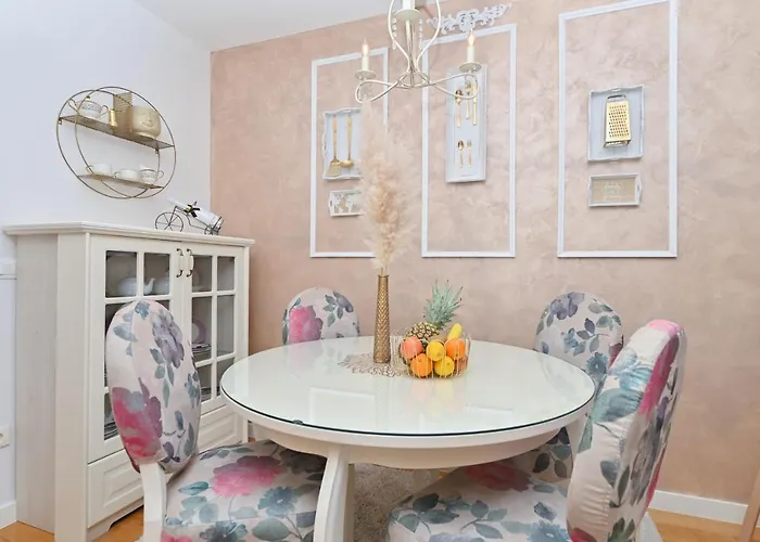 Daninovica Ii Apartamento *